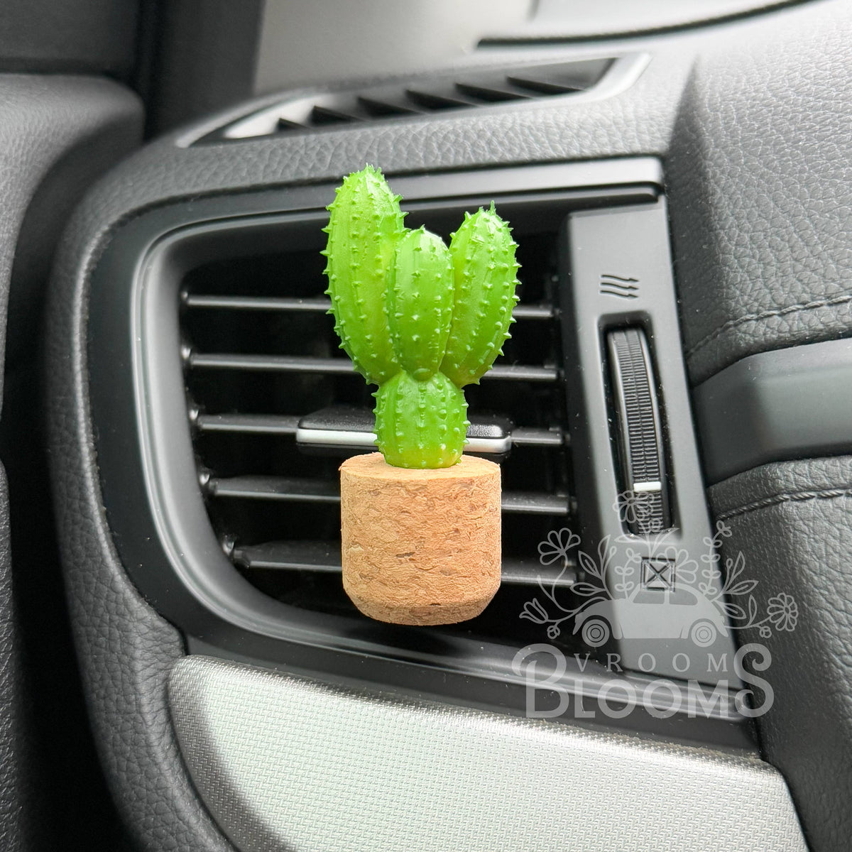 Mini cactus vent clip car diffuser in a cork pot, photo 6